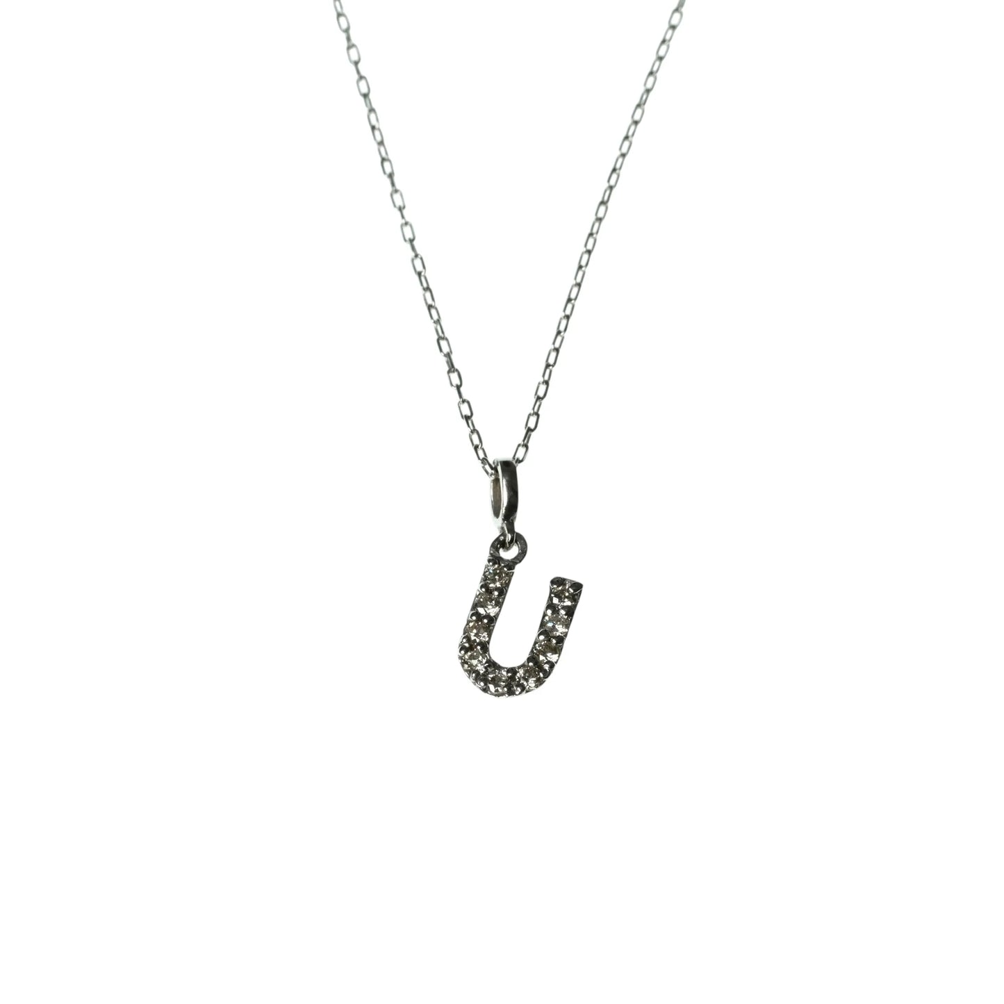 K18 White Gold U Pendant Necklace