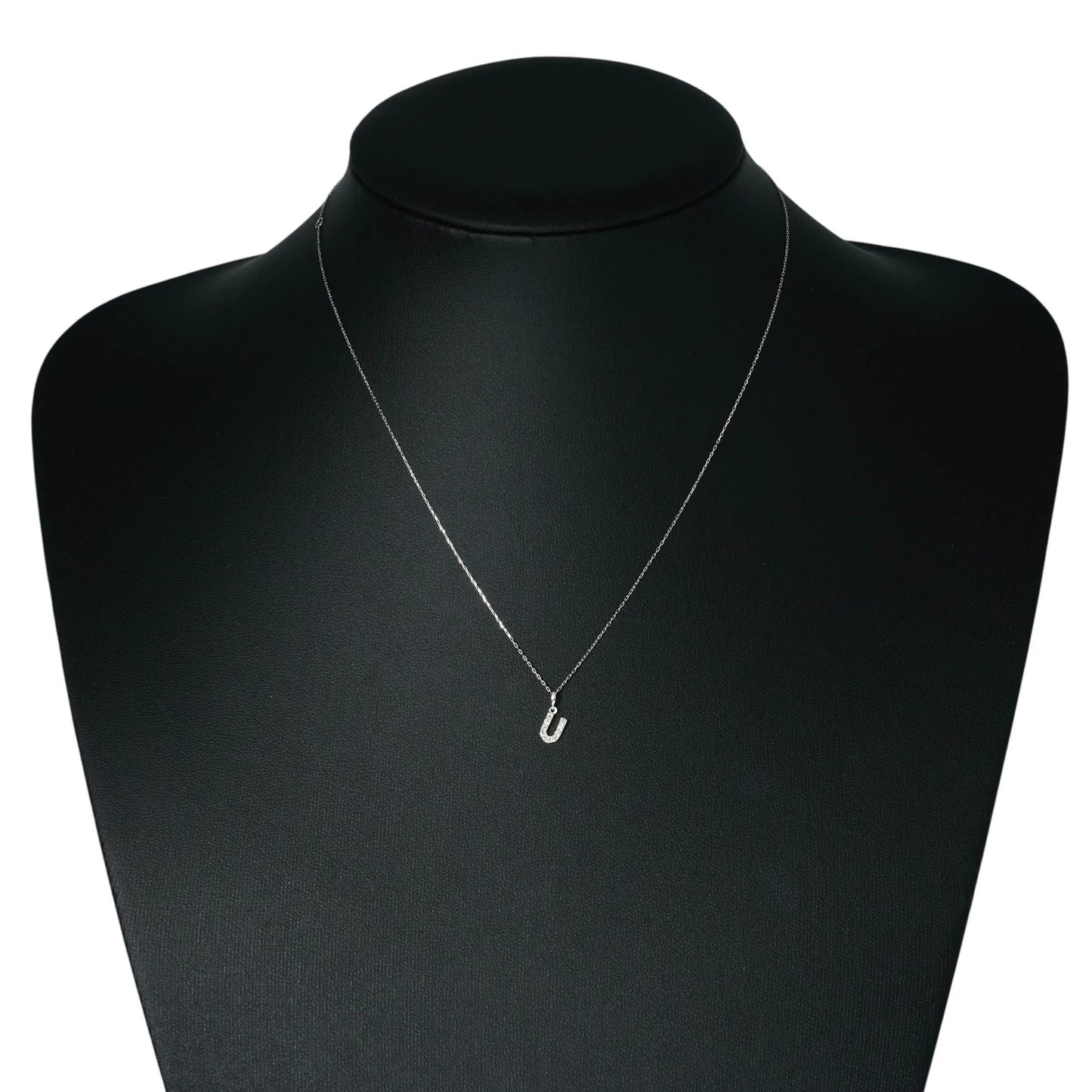 K18 White Gold U Pendant Necklace