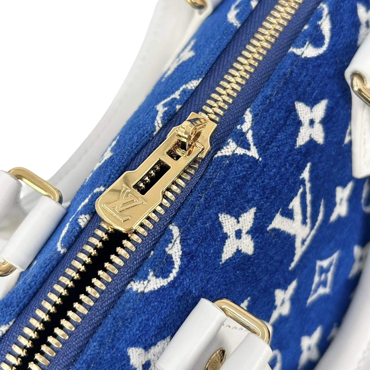 Louis Vuitton Speedy 20 Bandouliere Velvet Hand Bag Shoulder Bag - Blue White