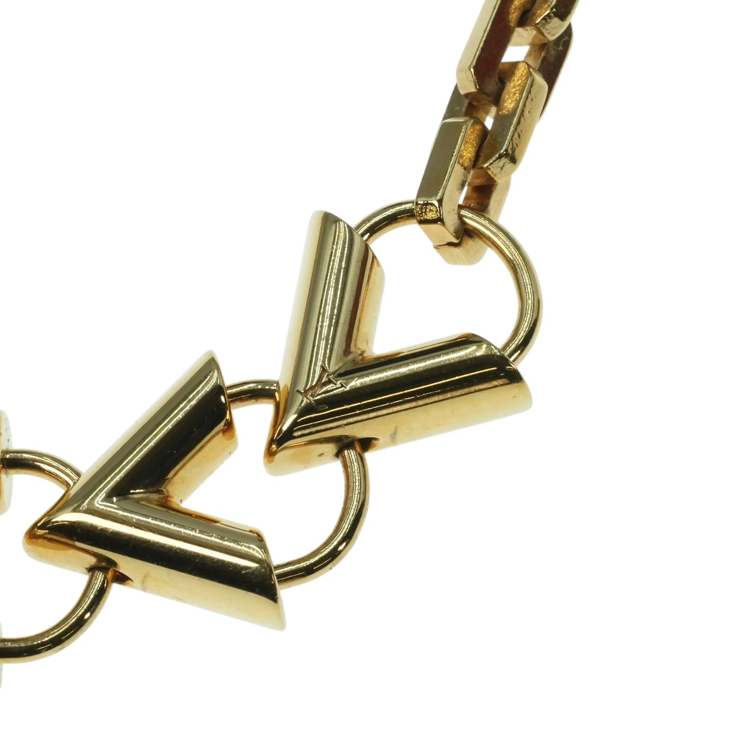Louis Vuitton Essential V Necklace GP