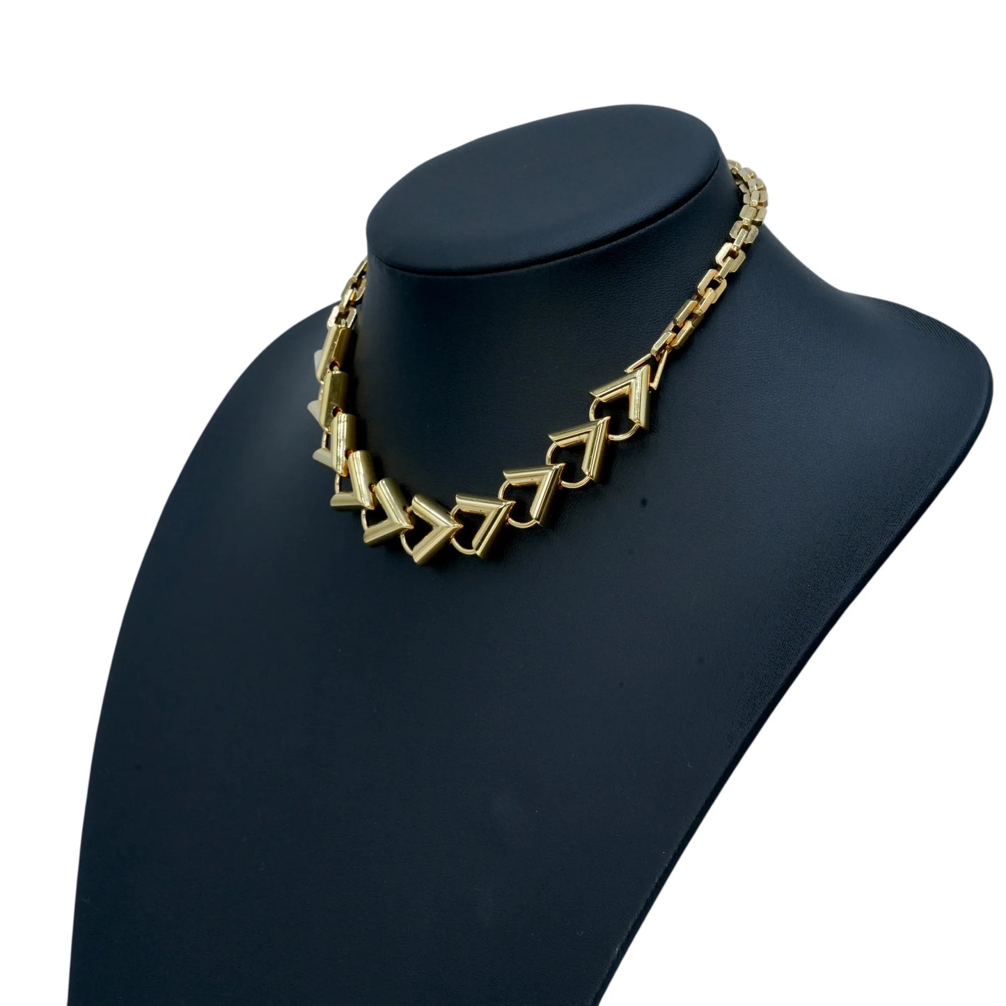 Louis Vuitton Essential V Necklace GP