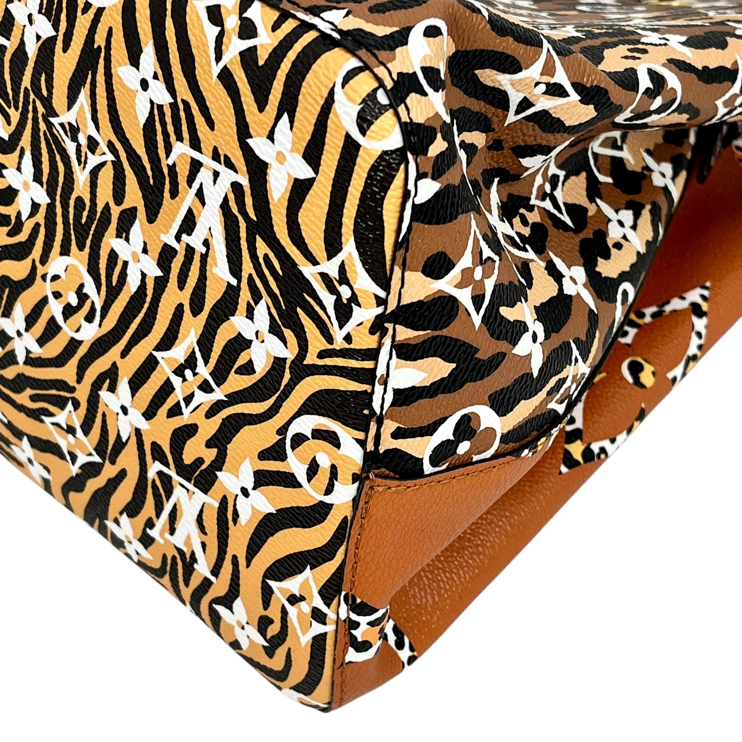 Louis Vuitton NeoNoe Camel Monogram Giant Jungle
