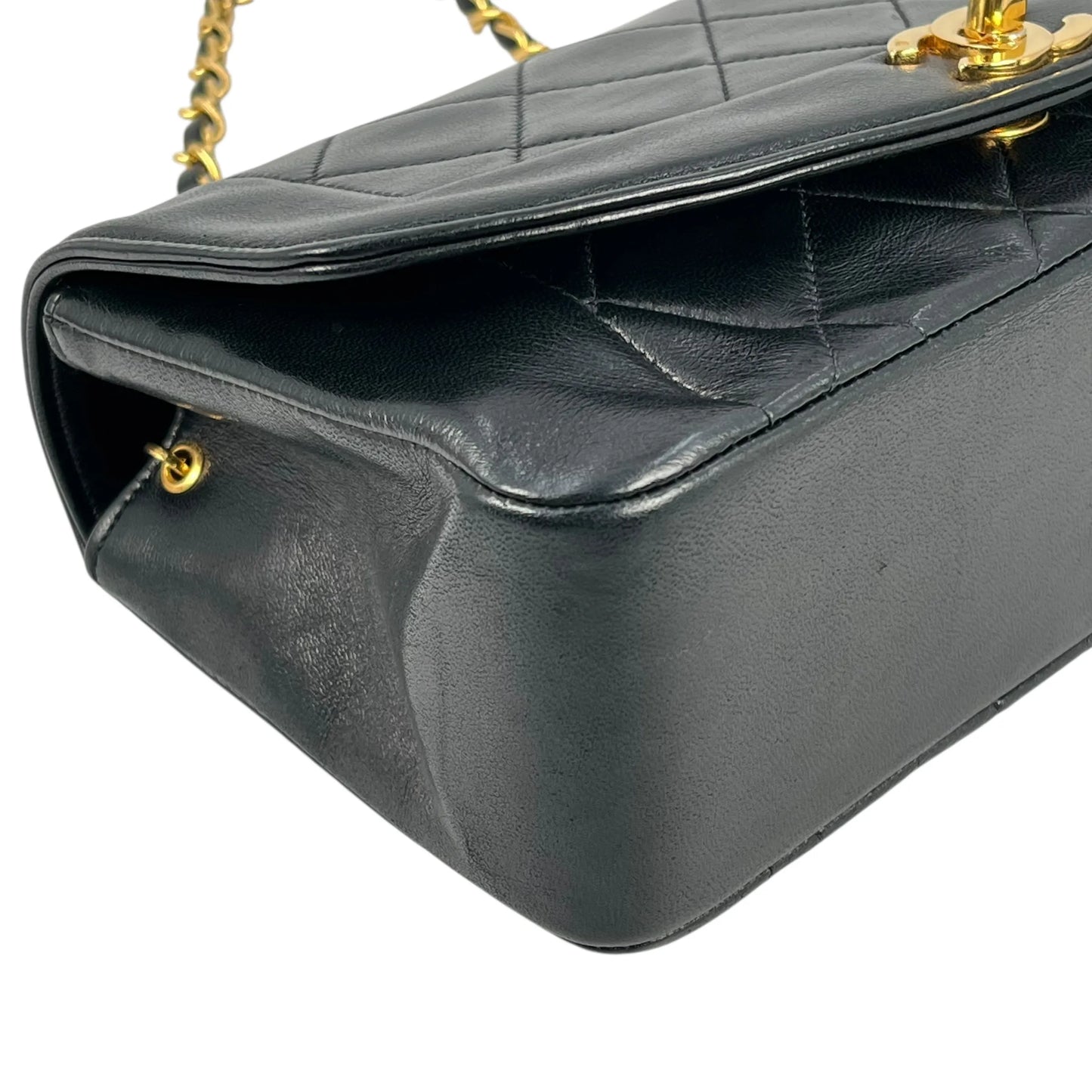 CHANEL Diana Flap 22 Chain Shoulder Bag - Black
