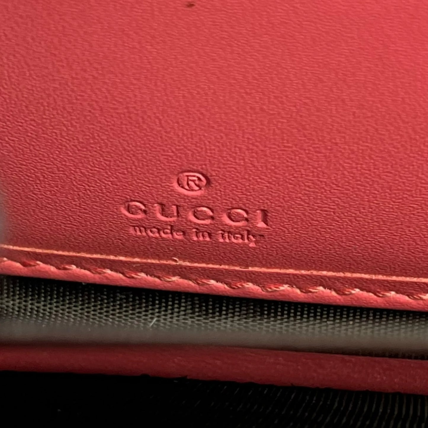 GUCCI GG Marmont Metelasse Zipped Around Long Wallet - Pink