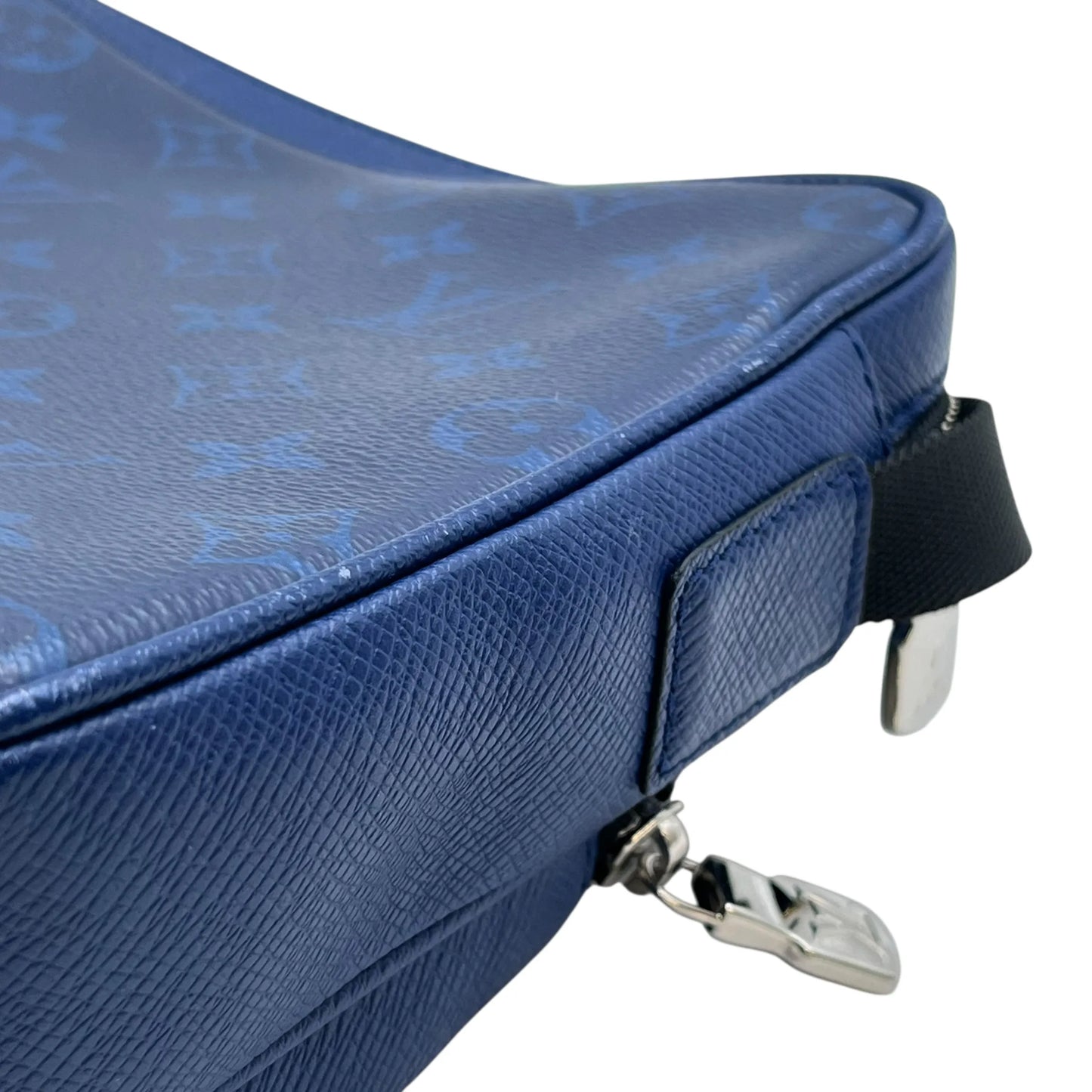 Louis Vuitton Taiga Rama Outdoor Messenger PM Shoulder Bag Body Bag - Blue