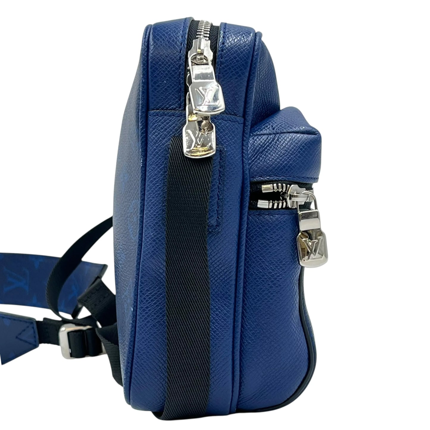 Louis Vuitton Taiga Rama Outdoor Messenger PM Shoulder Bag Body Bag - Blue