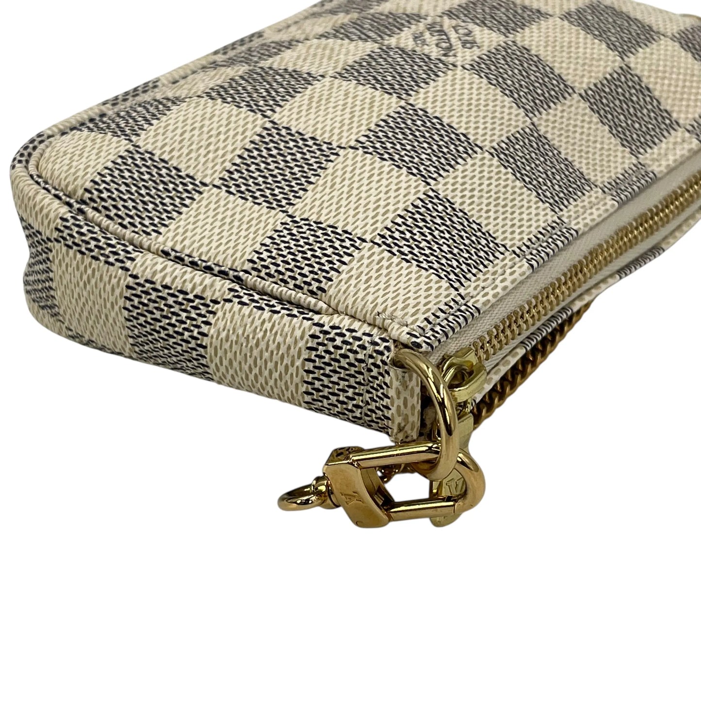 Louis Vuitton Damier Azur Mini Pochette Accessories Pouch - White