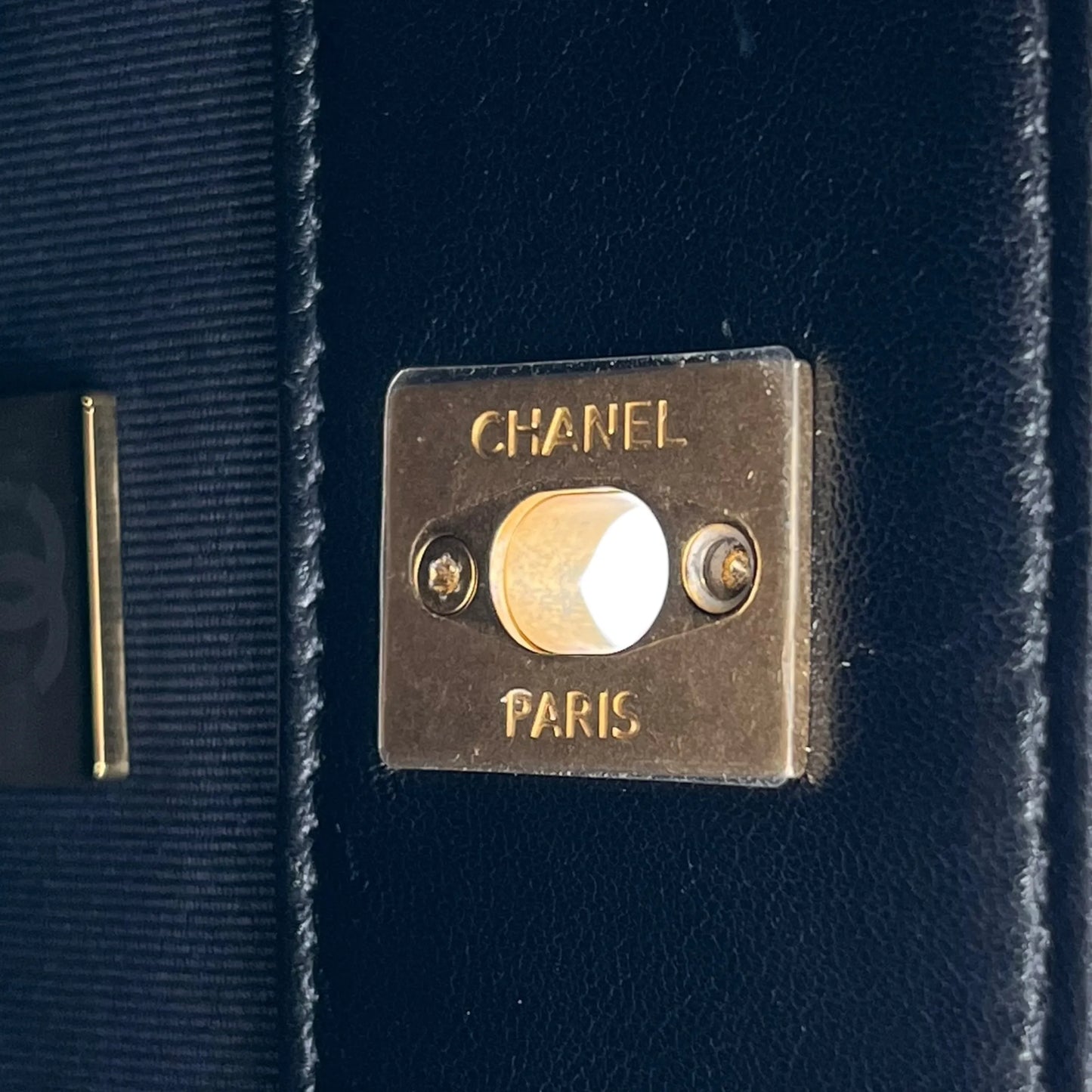 CHANEL Pearl Handle Leather Hand Bag - Black