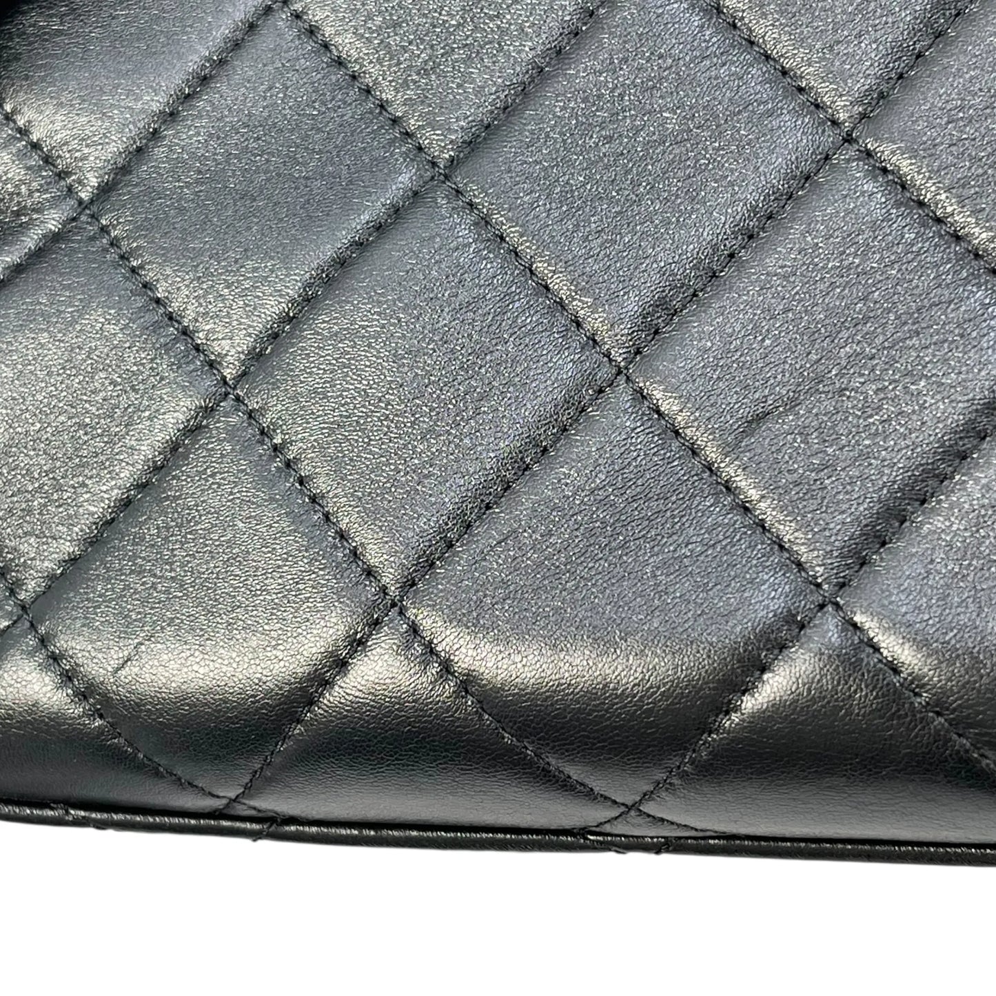 CHANEL Pearl Handle Leather Hand Bag - Black