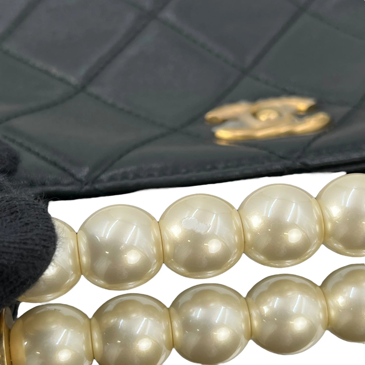 CHANEL Pearl Handle Leather Hand Bag - Black