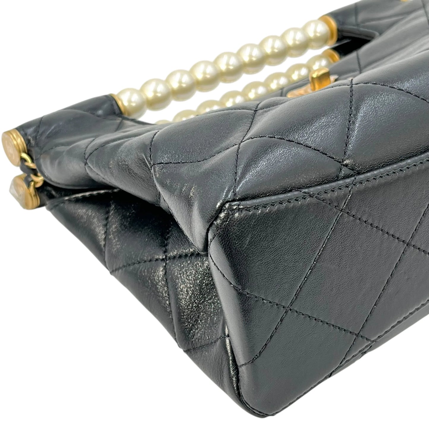 CHANEL Pearl Handle Leather Hand Bag - Black