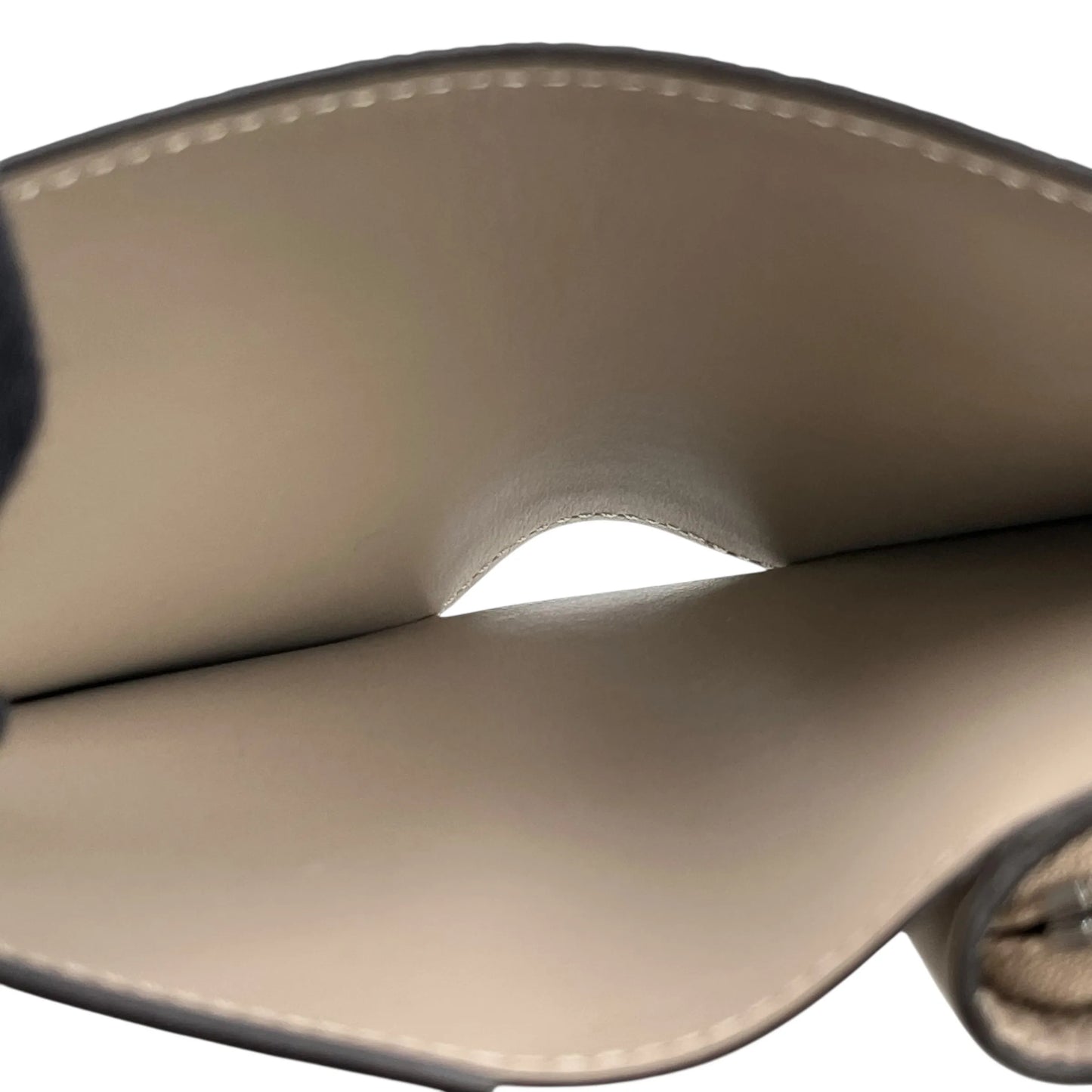 Louis Vuitton Portefeuille Clea Compact Wallet - Brown