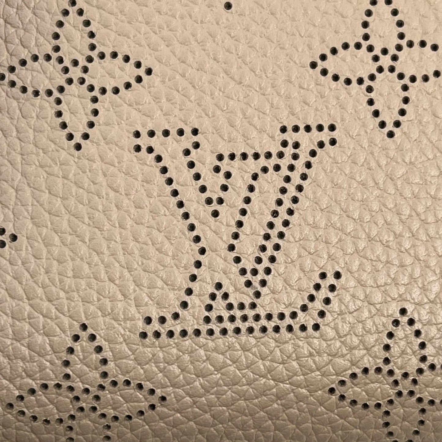 Louis Vuitton Portefeuille Clea Compact Wallet - Brown