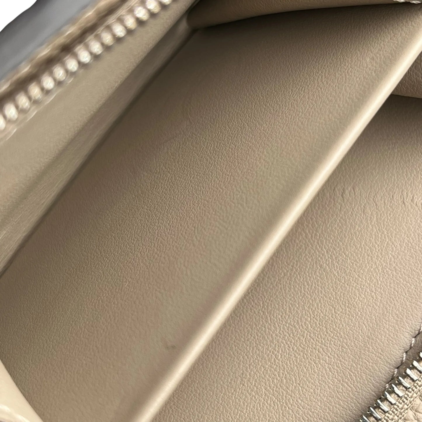 Louis Vuitton Portefeuille Clea Compact Wallet - Brown