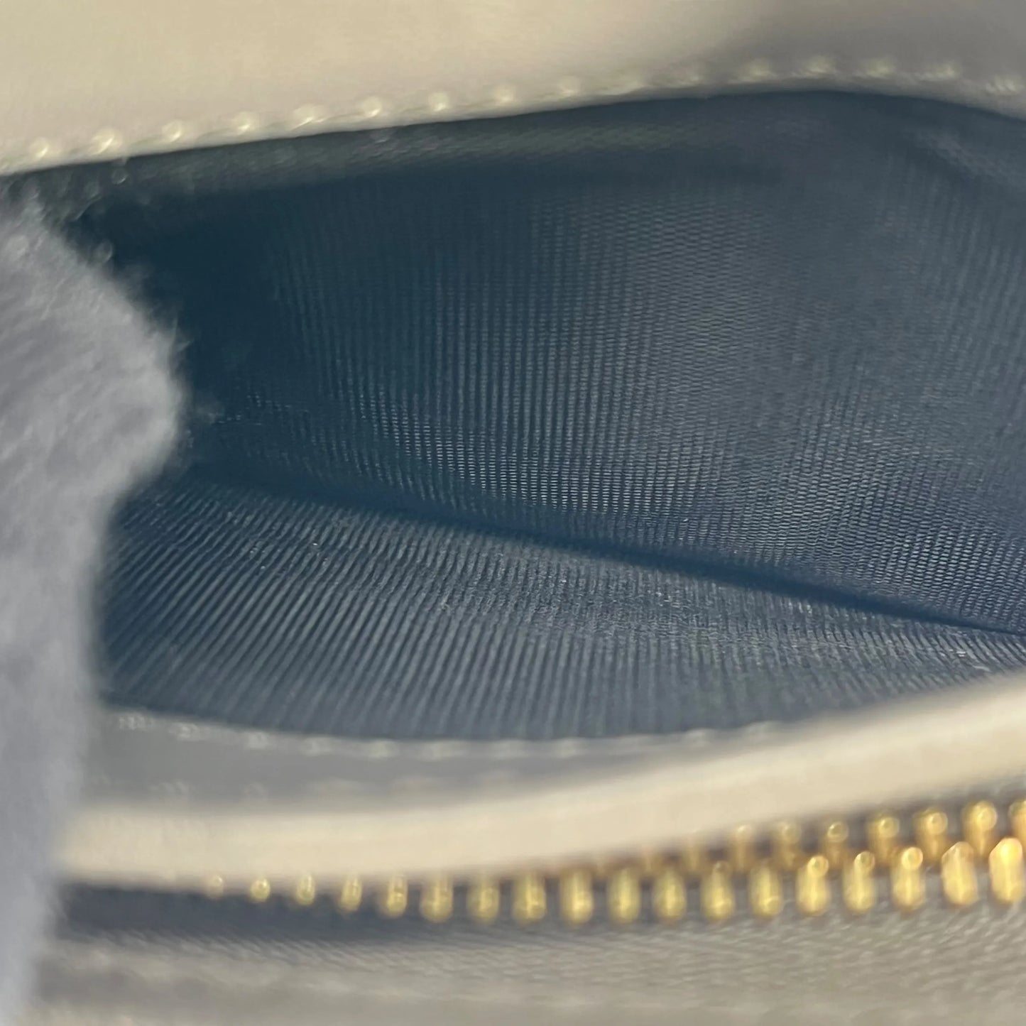GUCCI GG Materasse Compact Wallet - Gray