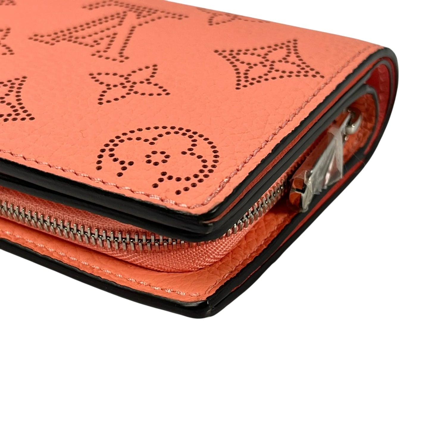 Louis Vuitton Portefeuille Clea Mahina Compact Wallet - Orange Pink