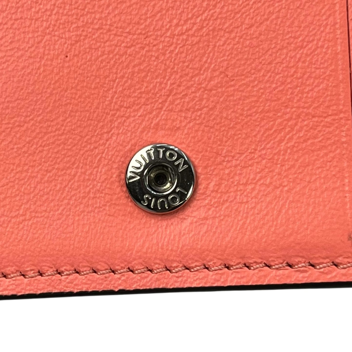 Louis Vuitton Portefeuille Clea Mahina Compact Wallet - Orange Pink