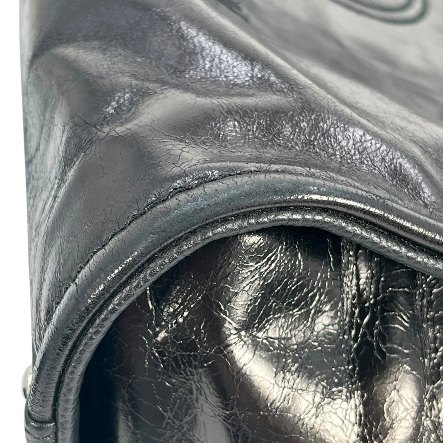 CHANEL Deauville MM Glazed Leather Tote Bag - Black