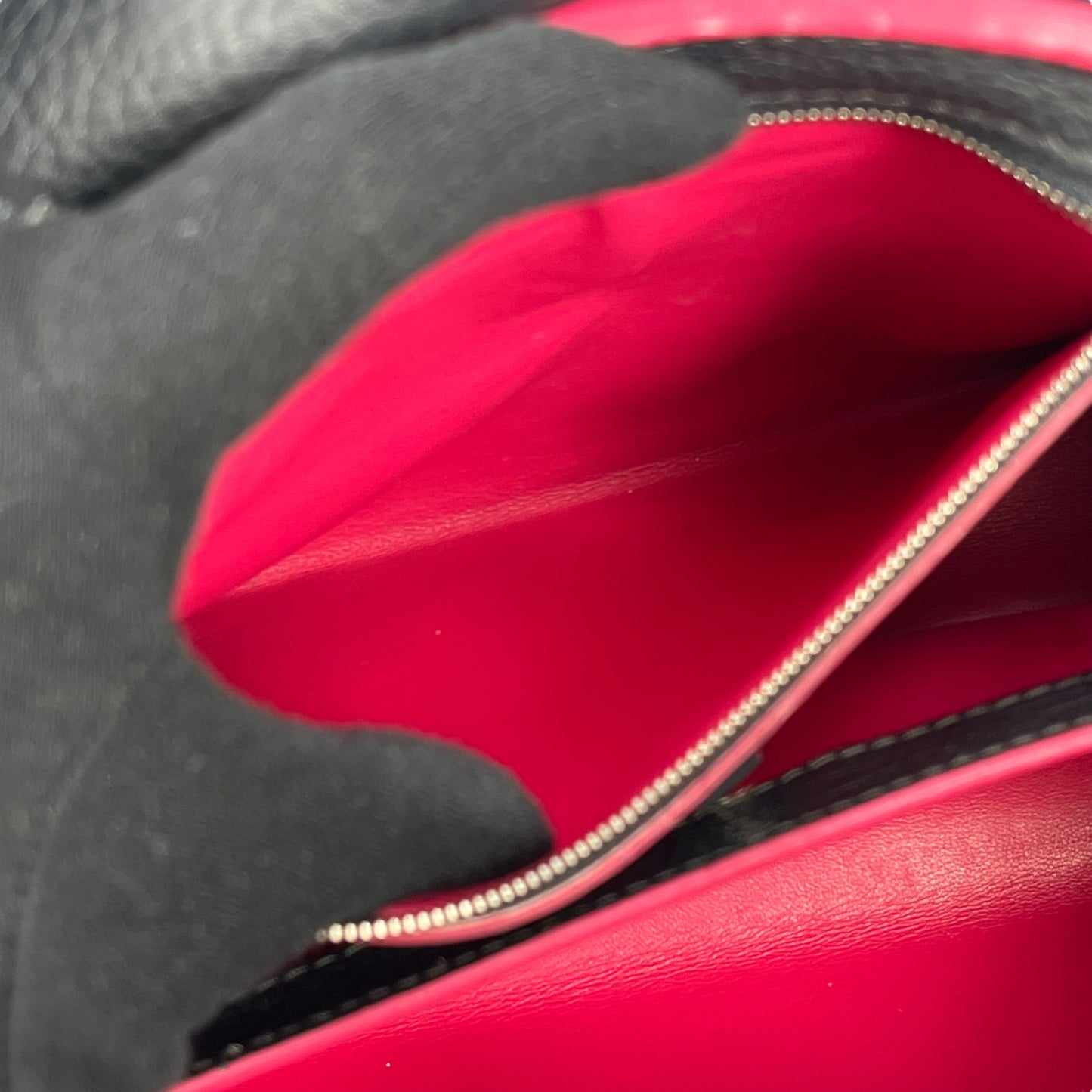 Louis Vuitton CapucinesBB taurillon Black Pink