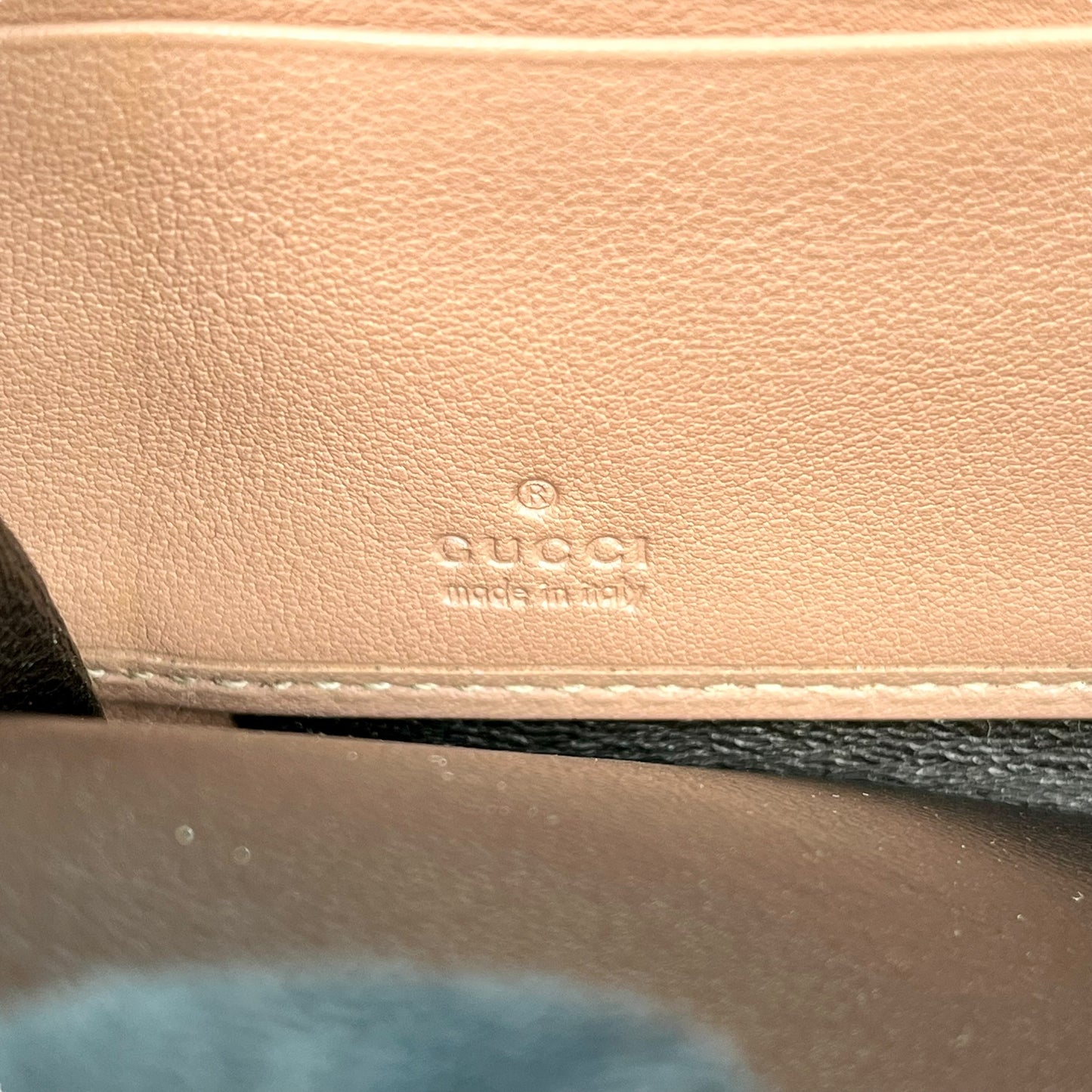 GUCCI GG Canvas Ribbon Round Zip Long Wallet