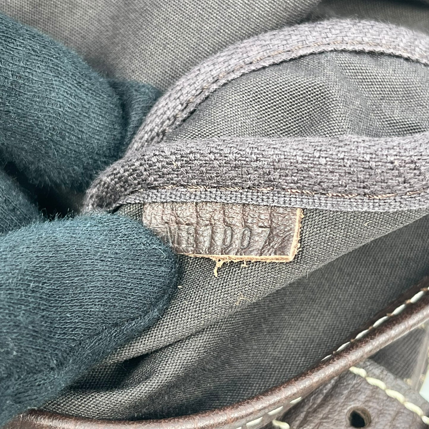 Louis Vuitton Saumur30 mini lin