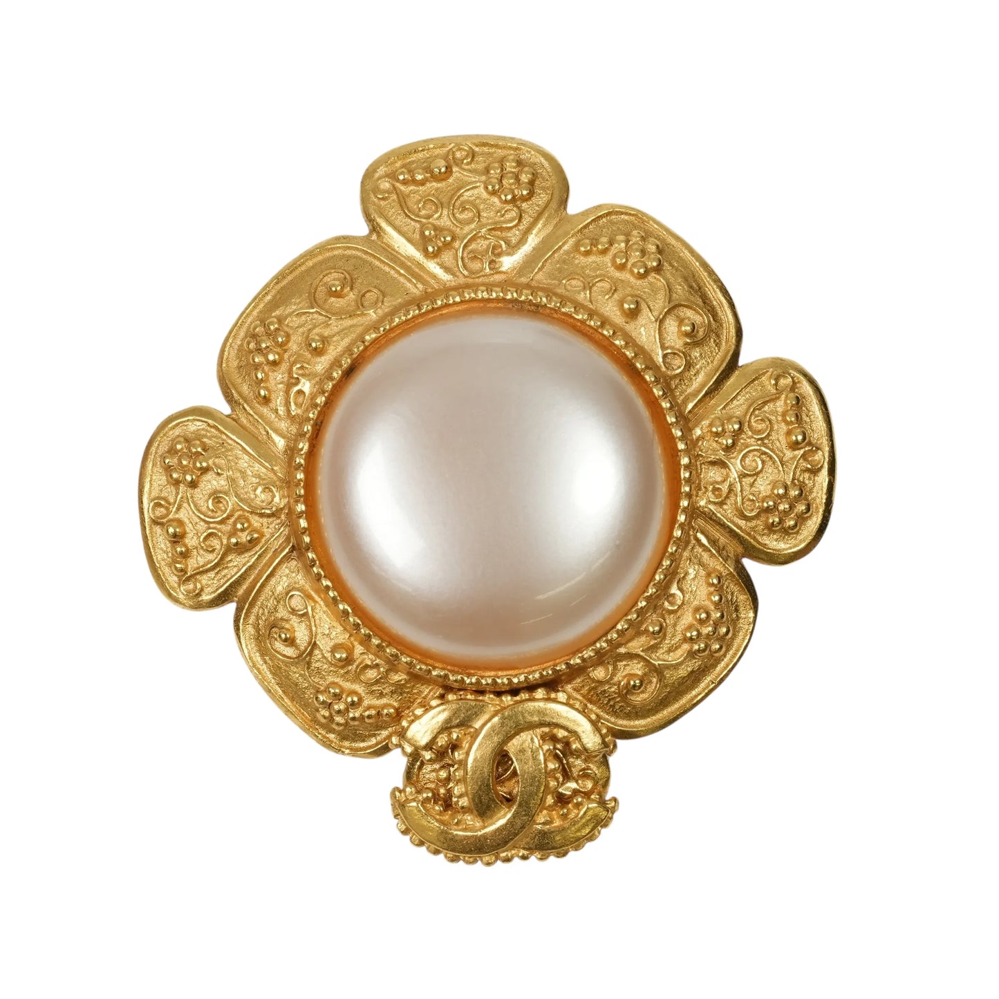 CHANEL Fake Pearl Brooch 96A - White Gold