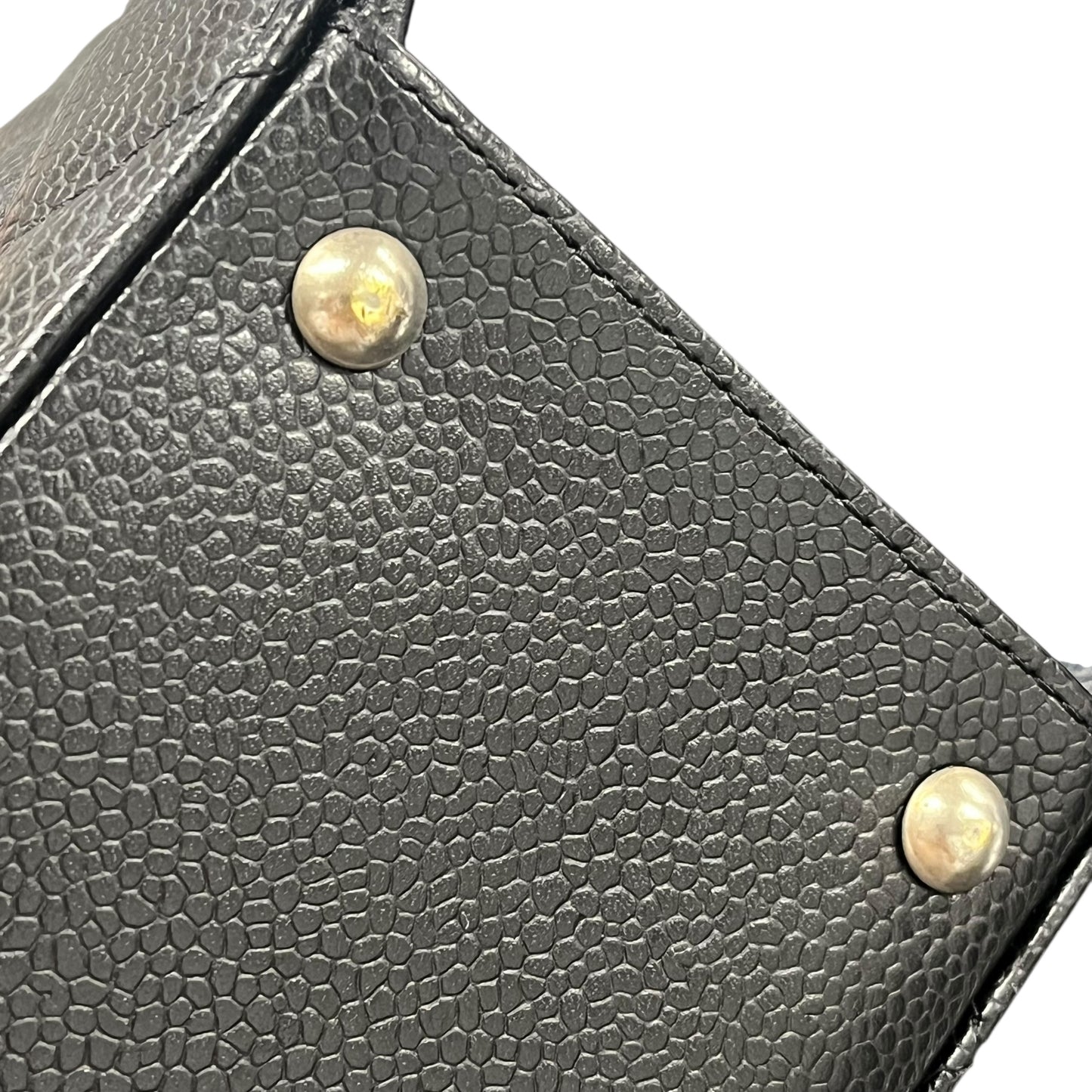 CHANEL Caviar Skin Matelasse Chain Shoulder Bag - Black
