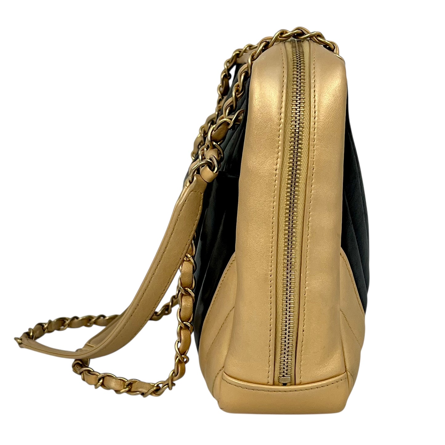 CHANEL Chevron V-Stitch Coco Mark Hand Bag