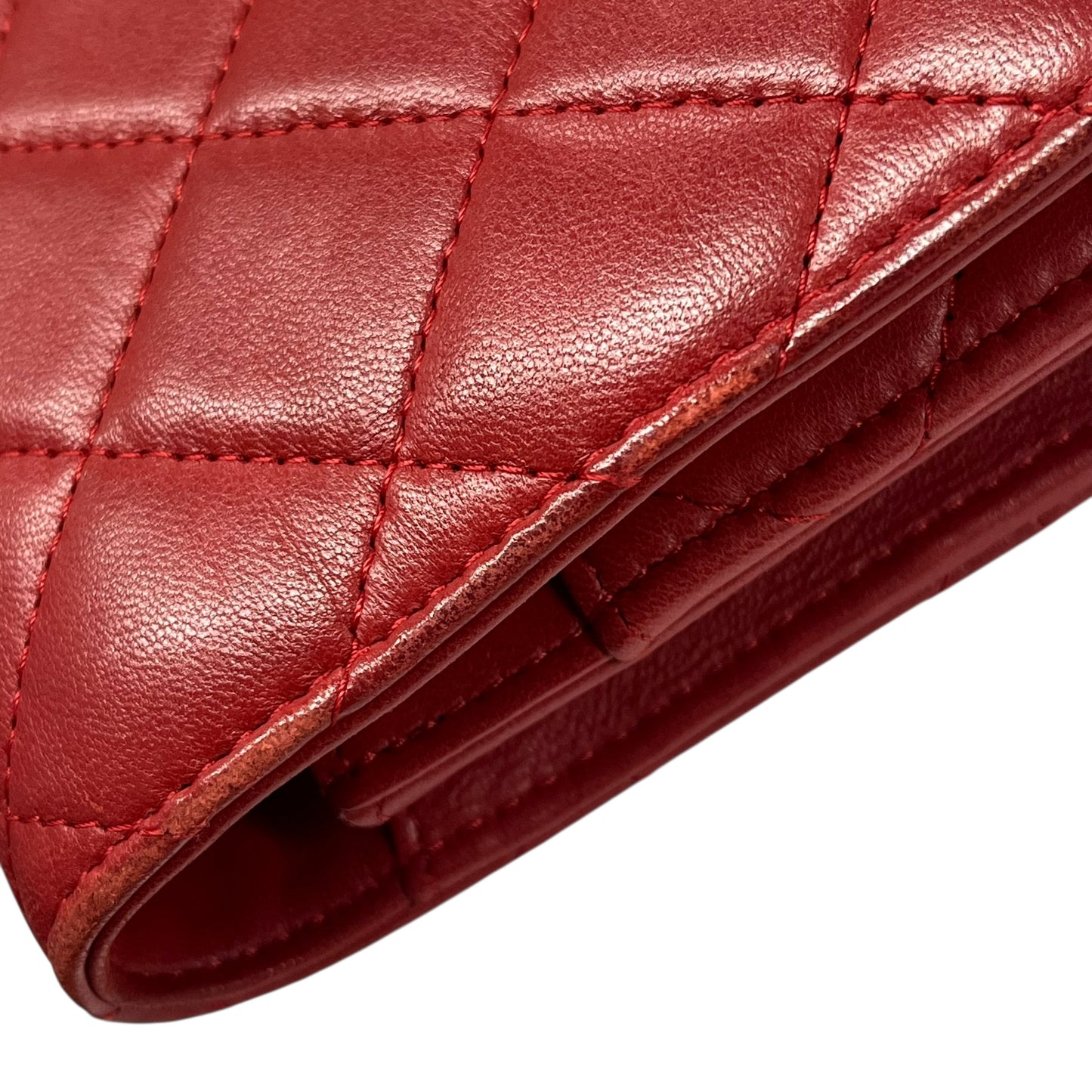 CHANEL Matelasse Chain Wallet Shoulder Bag - Red