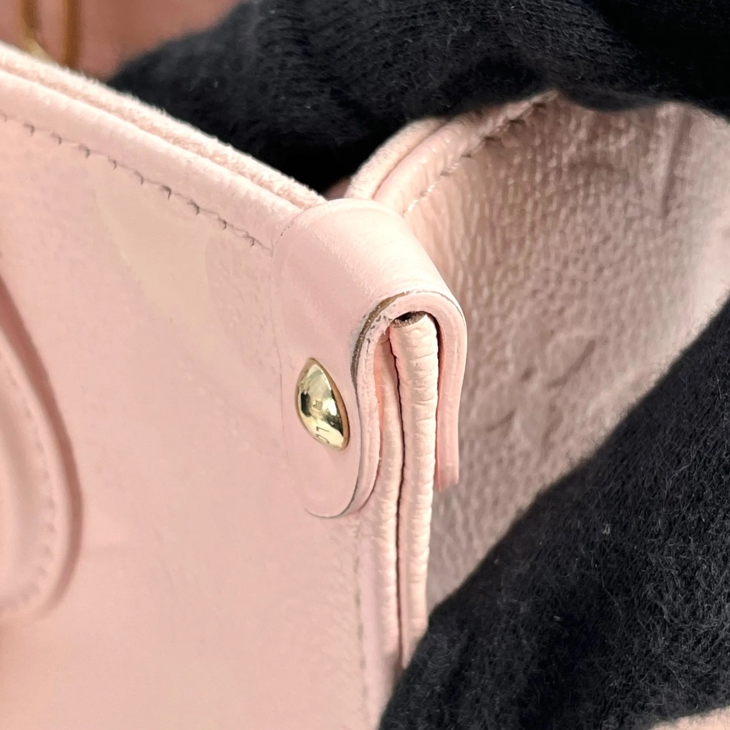 Louis Vuitton On The Go PM Monogram Empreinte - Pink