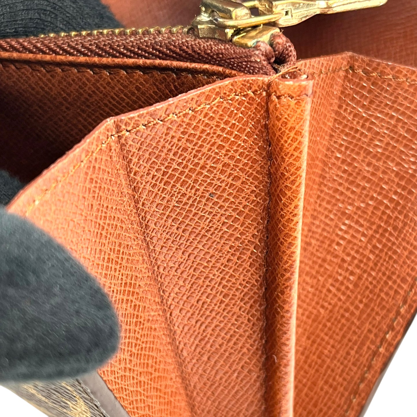 Louis Vuitton Pochette portemonnaie credit