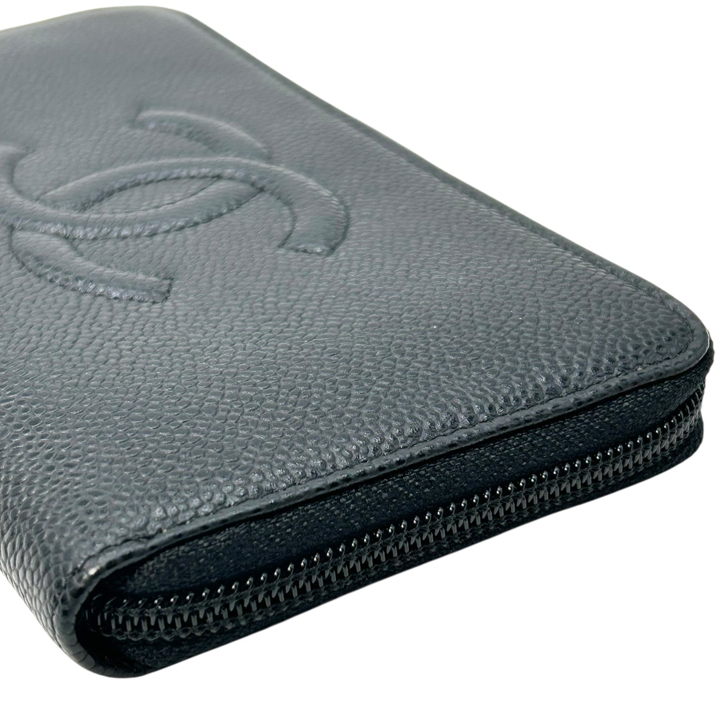 CHANEL Cocomark Caviar skin Zip longwallet