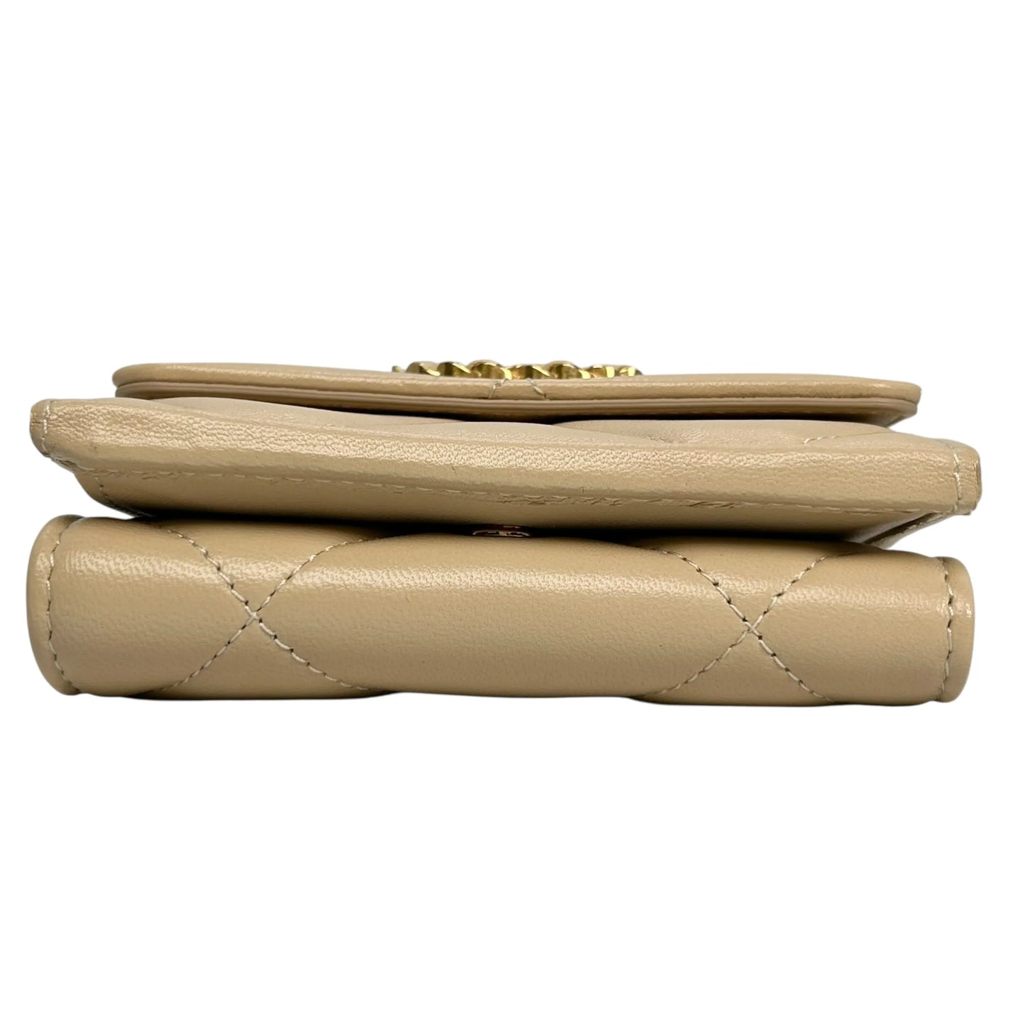 CHANEL Materasse Chanel 19 Compact Wallet - Beige