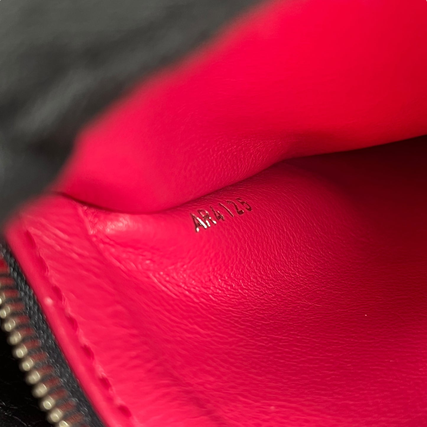 Louis Vuitton CapucinesBB taurillon Black Pink