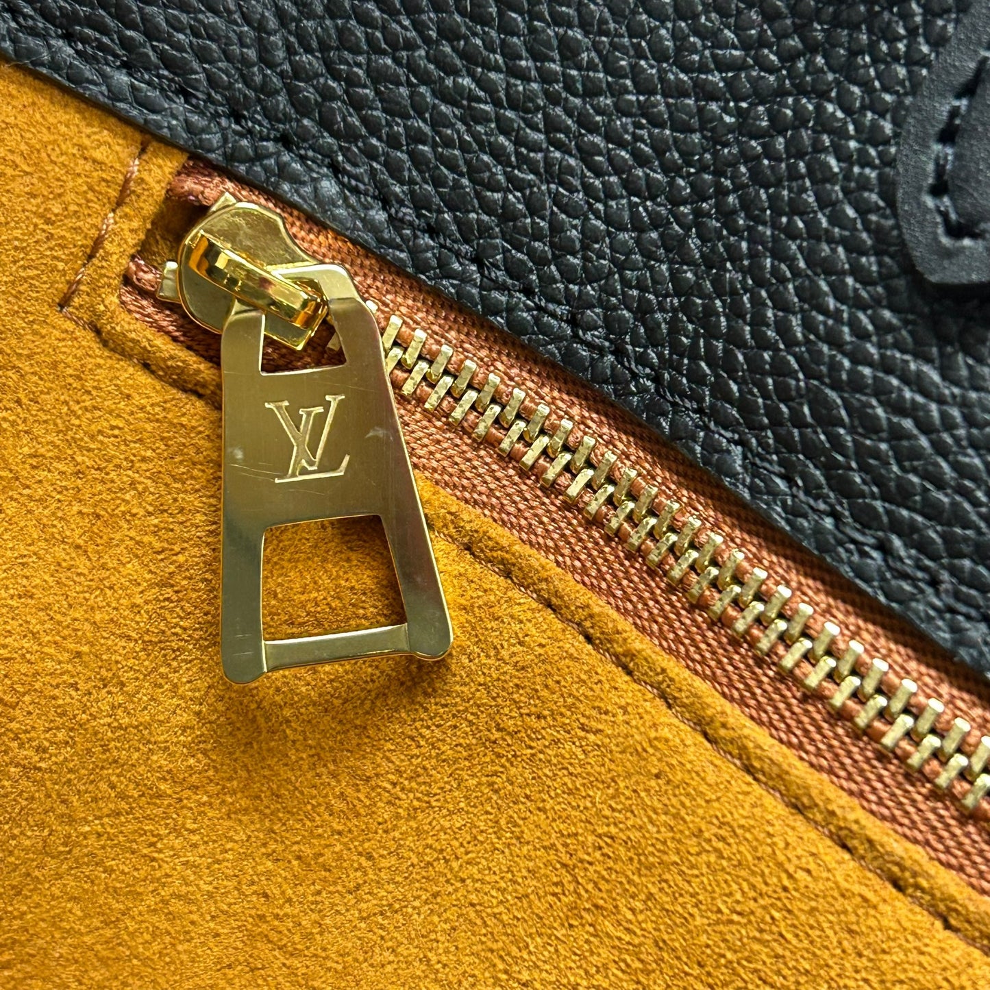 Louis Vuitton On The Go GM Tote Bag - Noir Black