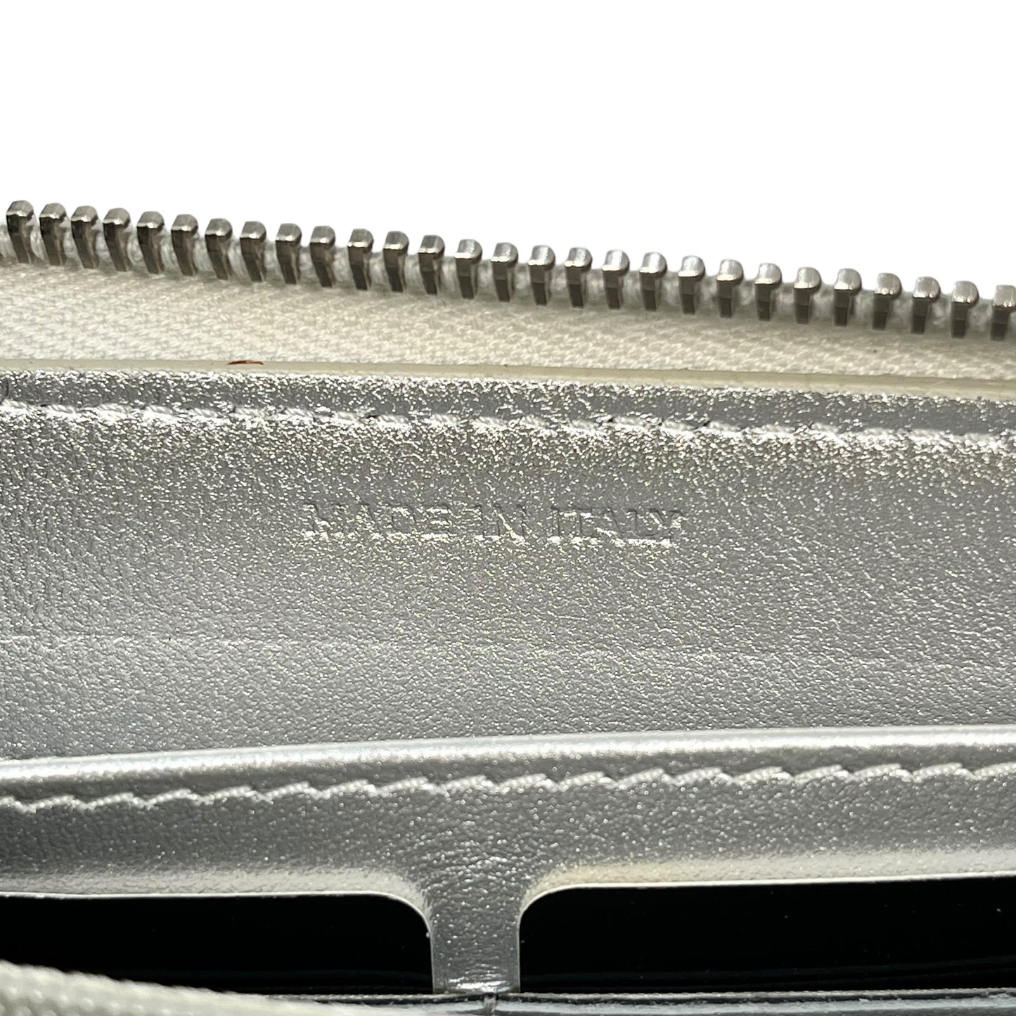 CHANEL Matlass Round Zipper Cocomark Silver