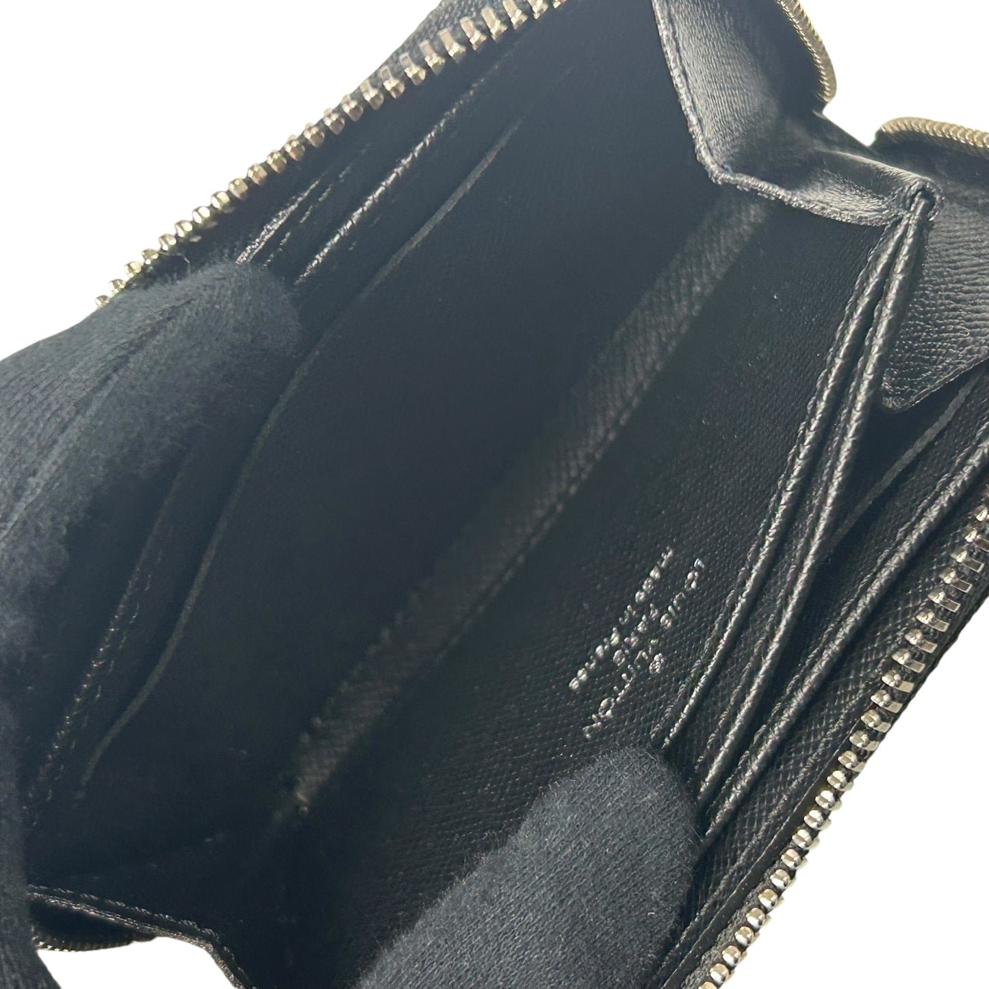 Louis Vuitton zippy Coin Puese