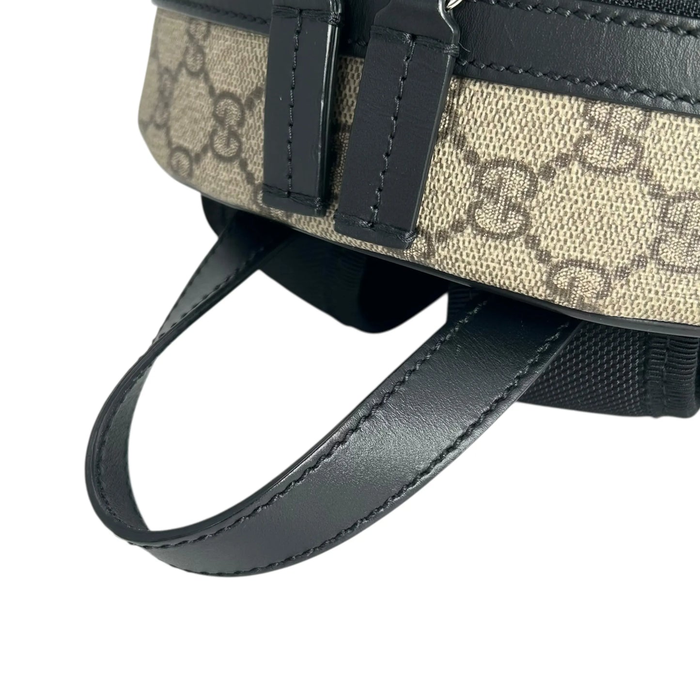 GUCCI GG Supreme Canvas Small Backpack - Beige Black