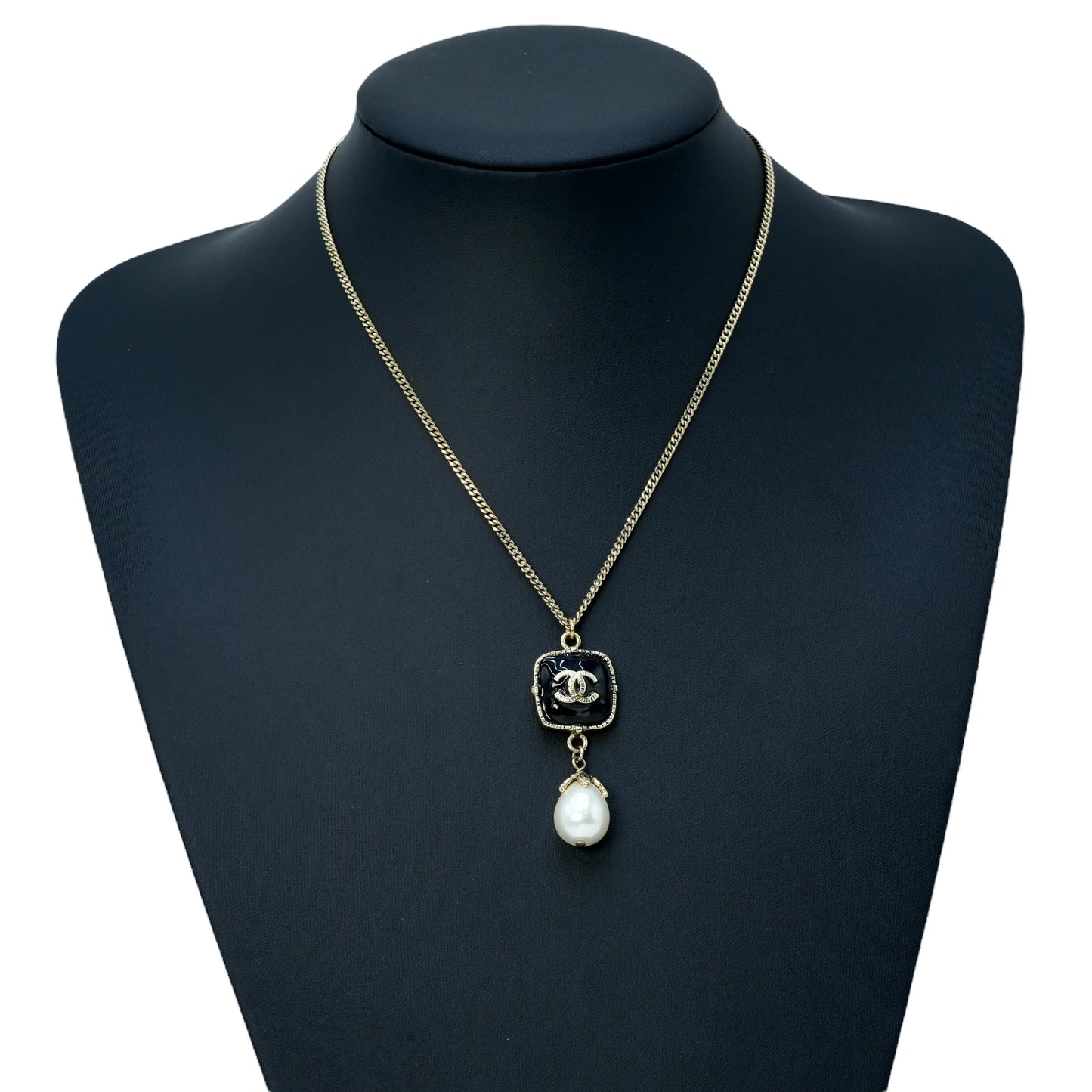 CHANEL CC Logo Fake Pearl Necklace 08A - Gold Plated