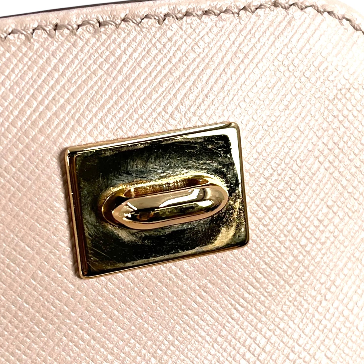 Ferragamo Gancini Hand Bag - Pink