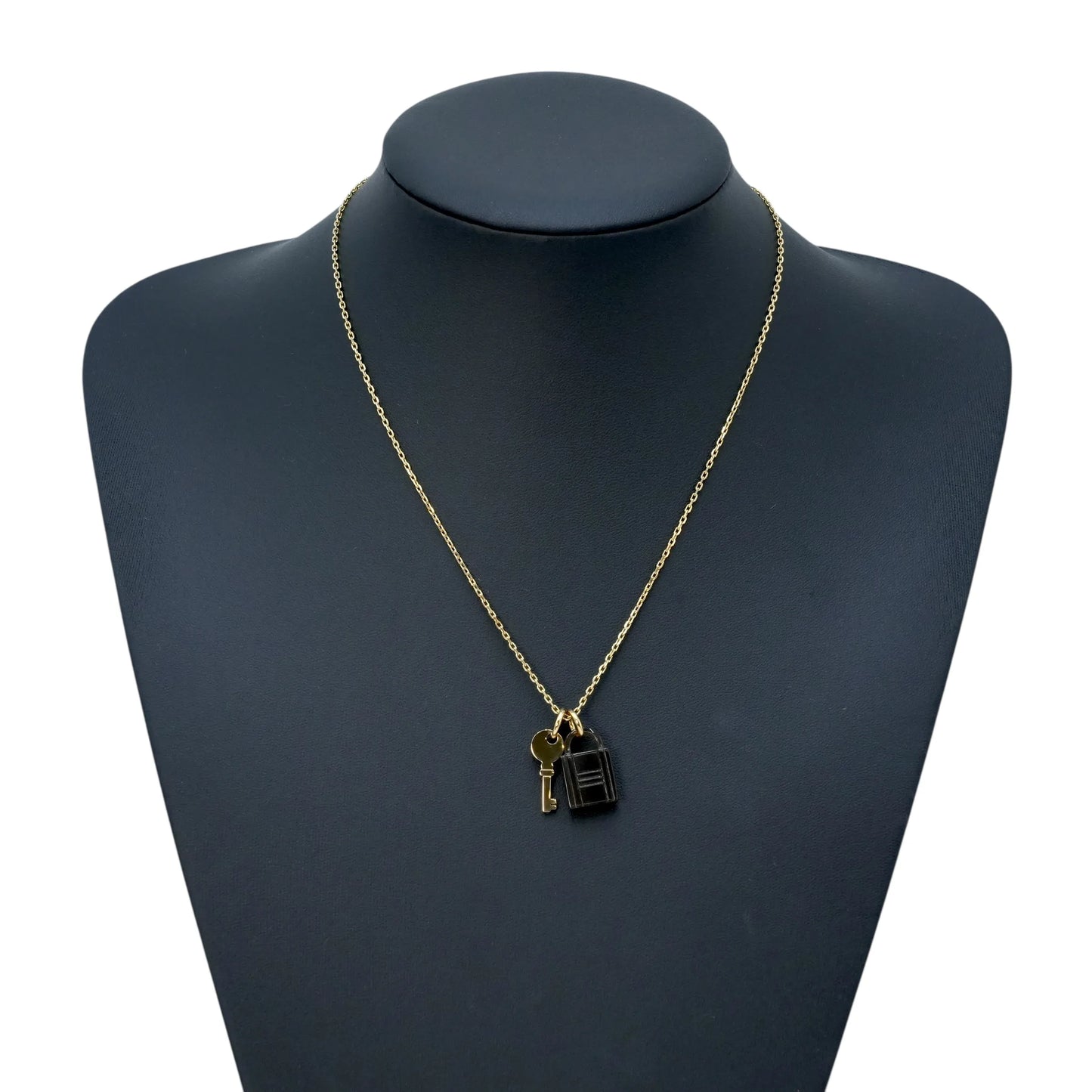 Hermès Amulettes Padlock PM Necklace - Gold Plated