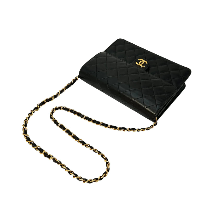 CHANEL Matelasse Lambskin Chain Shoulder Bag - Black