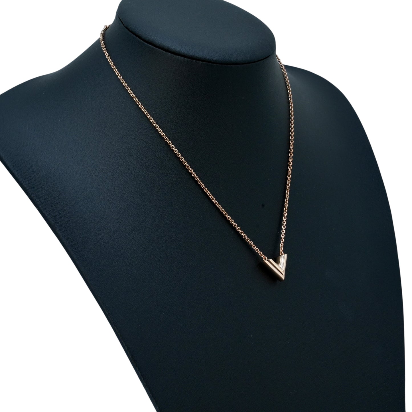 Louis Vuitton Essential V Necklace Rose Gold