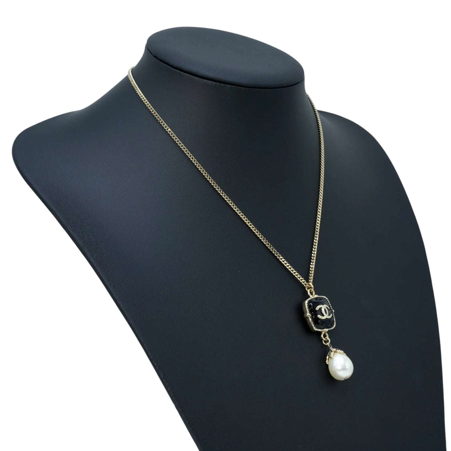 CHANEL CC Logo Fake Pearl Necklace 08A - Gold Plated