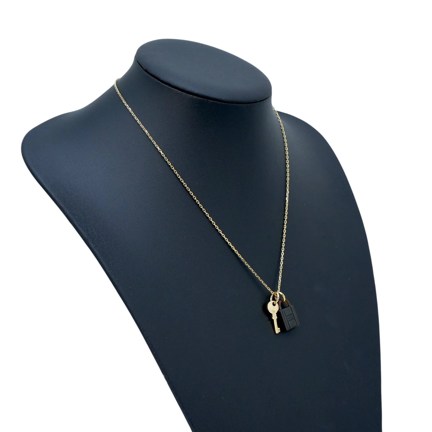 Hermès Amulettes Padlock PM Necklace - Gold Plated