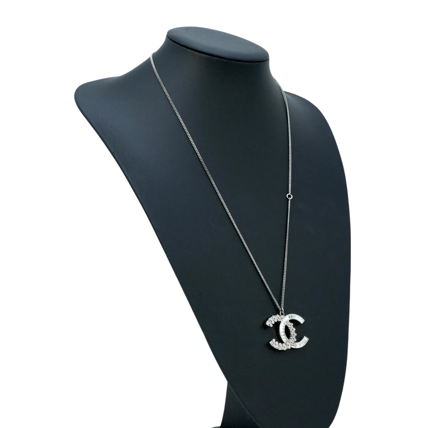 CHANEL CC Logo Chain Necklace - Gold Plated