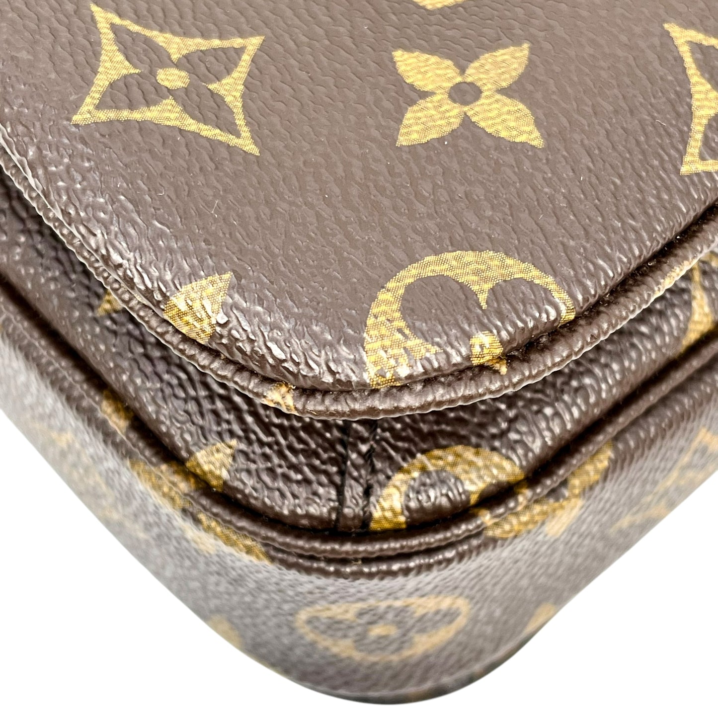 Louis Vuitton Pochette MetisMM
