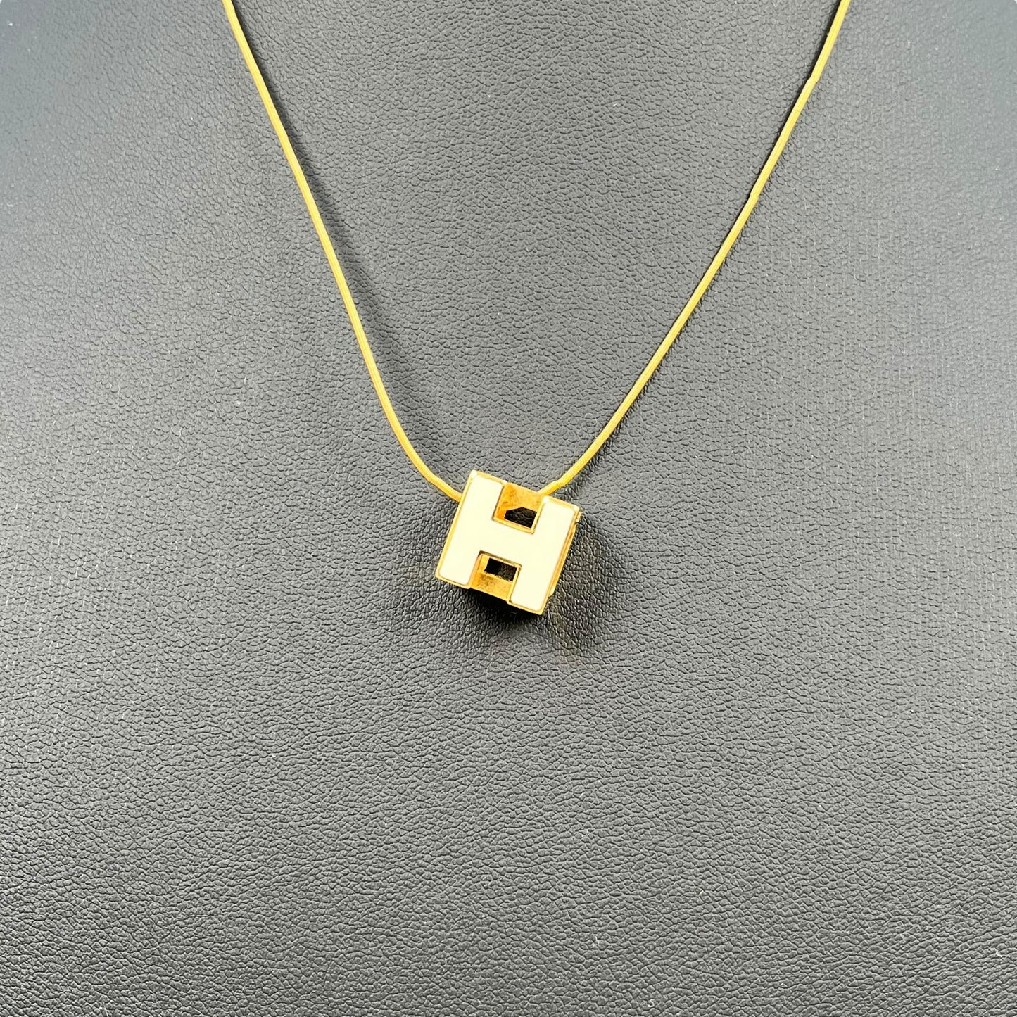 Hermès H Cube Necklace White