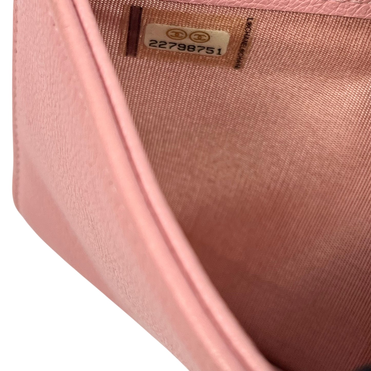 CHANEL Caviar Skin Bi-Fold Long Wallet - Pink