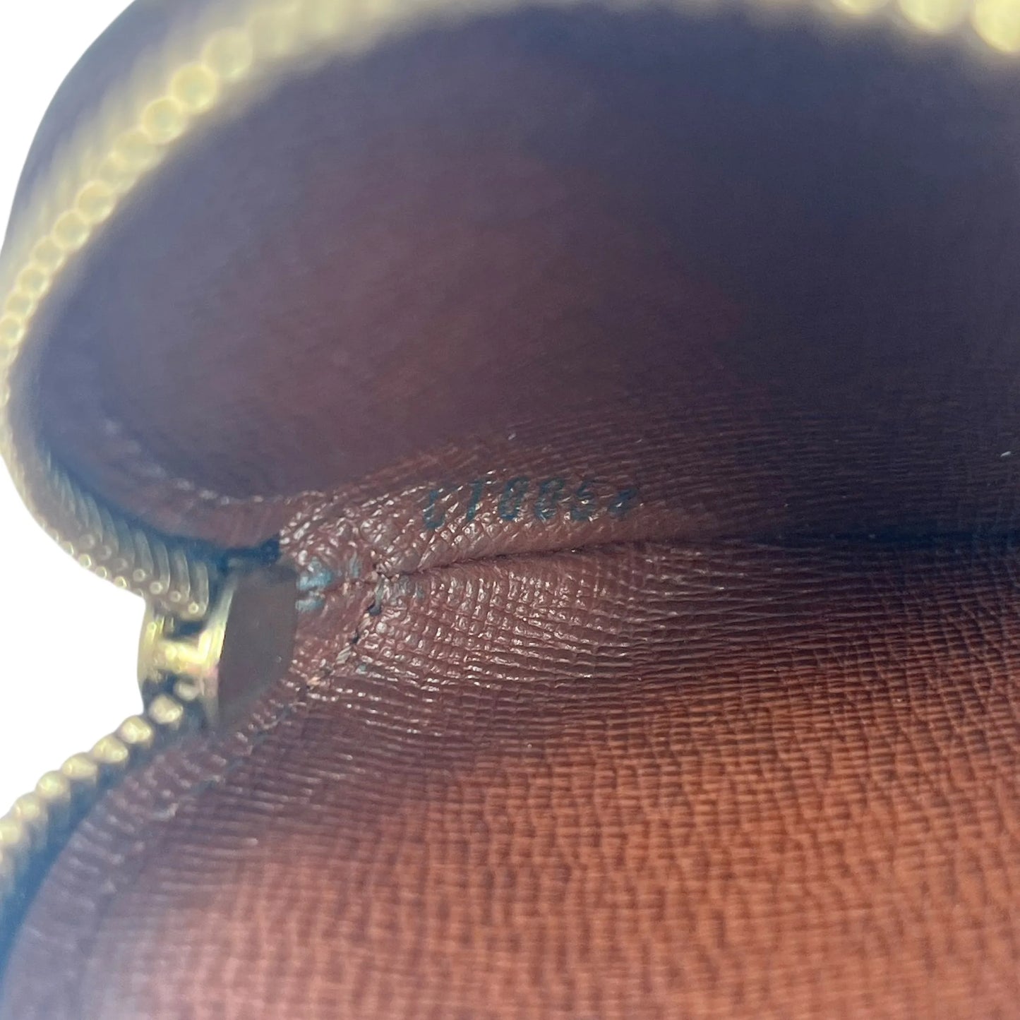 Louis Vuitton Monogram Porte-Monnaie Rond Coin Case - Brown